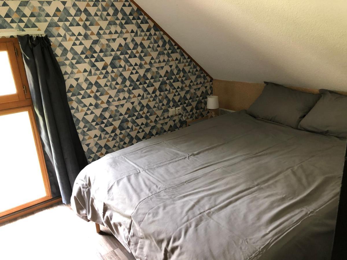 Cottage Chaleureux Dans Domaine Prive Signy-le-Petit Екстериор снимка