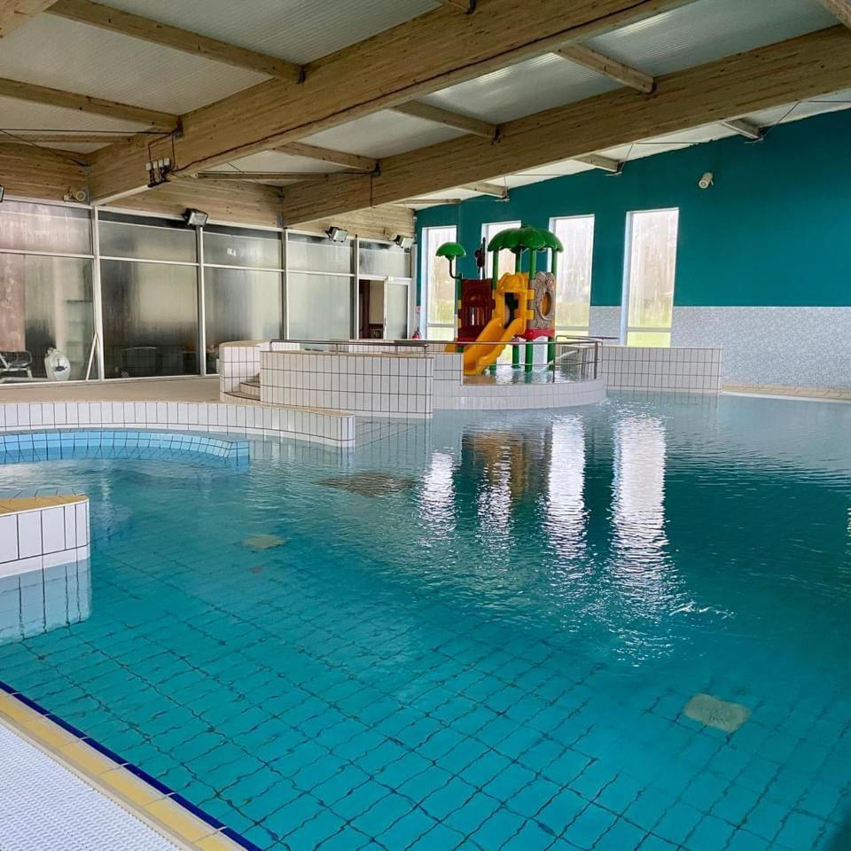 Cottage Chaleureux Dans Domaine Prive Signy-le-Petit Екстериор снимка