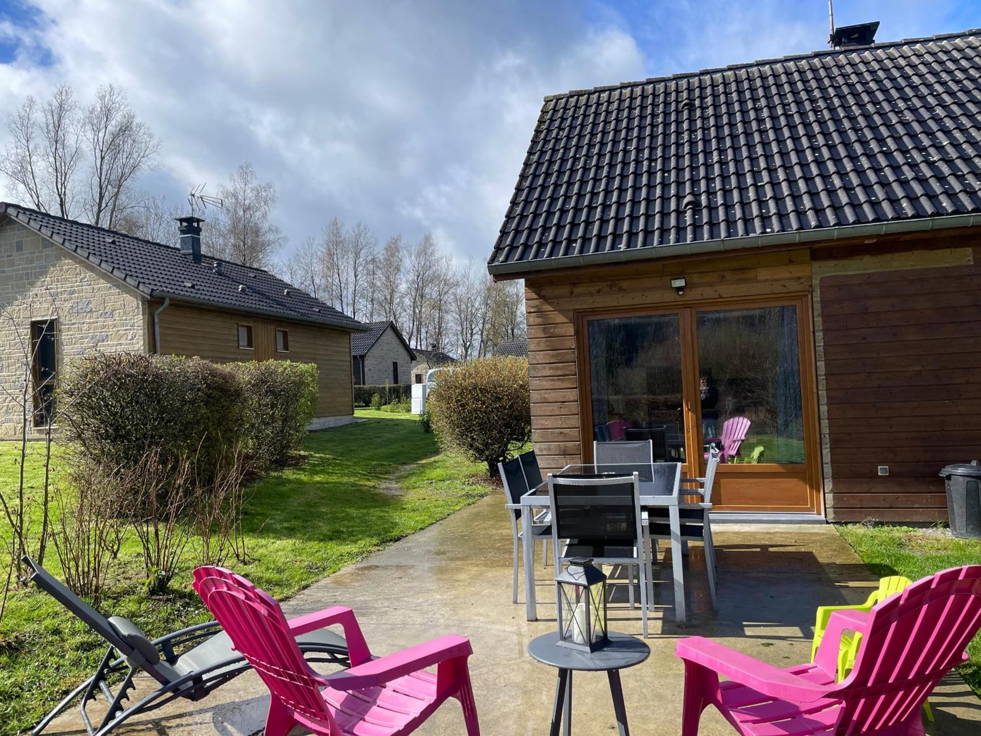 Cottage Chaleureux Dans Domaine Prive Signy-le-Petit Екстериор снимка